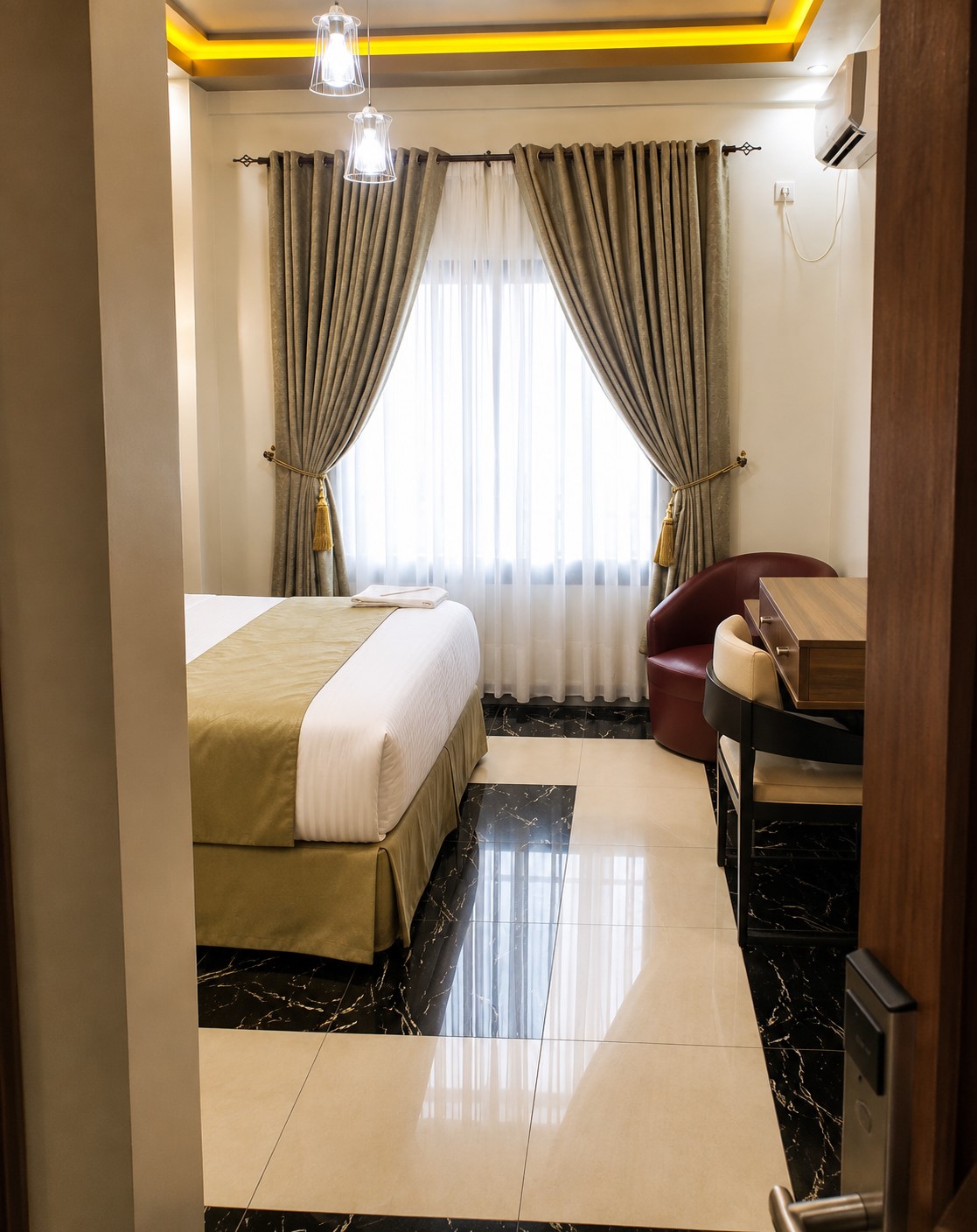 Mirage Hotel Touristique